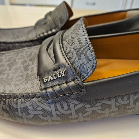 Bally Pavel Penny Driving Moccasins with B-Chain Monogram -- Size 10 US - Picture 11 of 12
